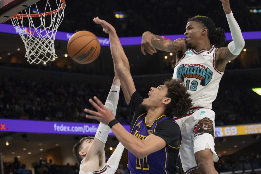 赛季中都将 赛季中都将